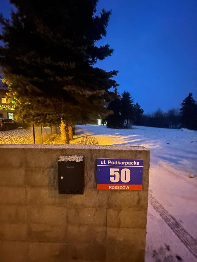 Podkarpacka 50 * Rzeszow